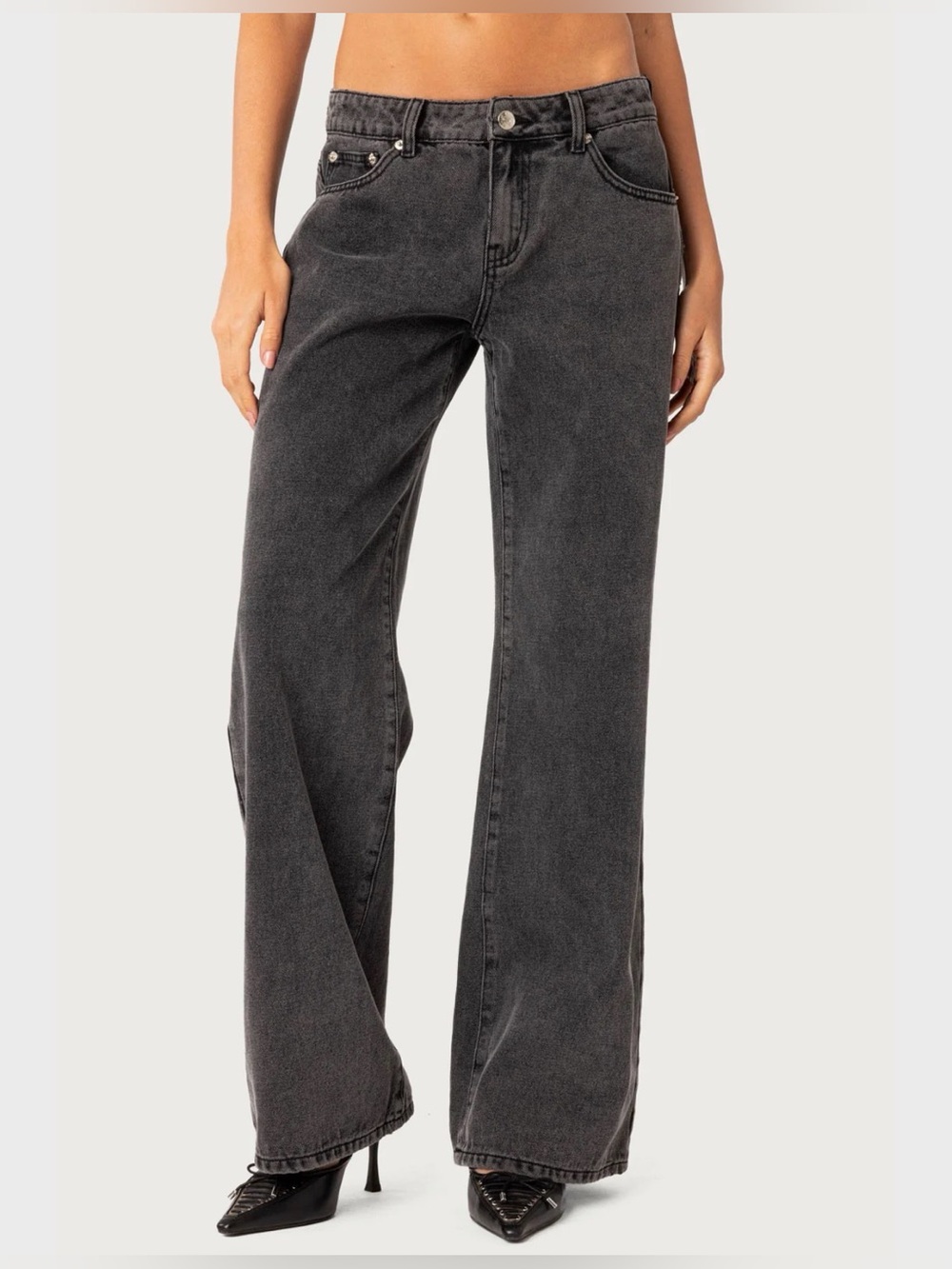 Edikted Raelynn Washed Low Rise Baggy Jeans